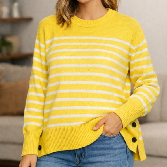 Tuckernuck Bar Harbor Sweater High Low Side Button - Picture 1 of 10